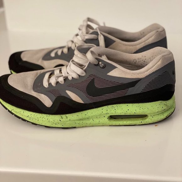 Nike Air Max 1 - Neon Sole - Picture 1 of 3